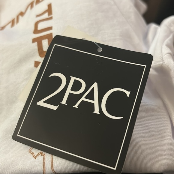 2PAC NWT Bravado Shakur Portrait T-Shirt - Picture 4 of 4